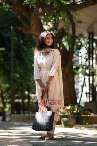 Outdoor Photo 4